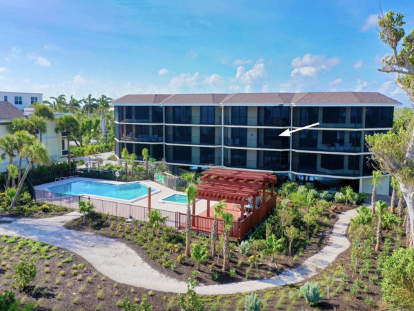 Sanibel Vacation Condo Sleeps Six Guests.